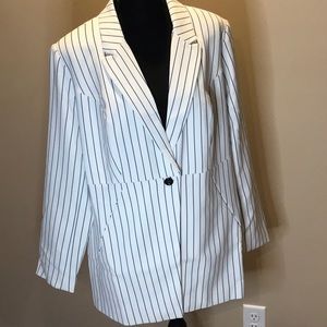 Women’s NWOT Jessica London White/Navy Blazer Size 18